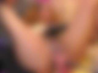 Live cam show with Hanna Chris - Amateur on eurowanks.com