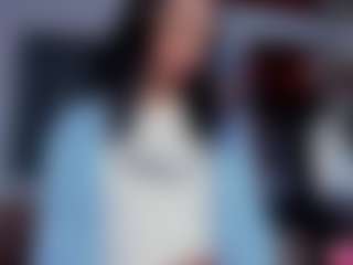 Live cam show with KATEEROSE - Black Petite on Chatstar
