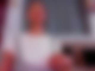 Live cam show with KATEEROSE - Ebony Petite on madthumbs