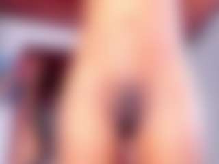 Live cam show with KATEEROSE - Drinking on Camming Site