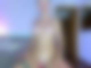 Live cam show with Natalie10G - Muscle on Chatstar
