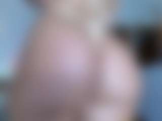 Live cam show with Natalie10G - Mature on Camsoda