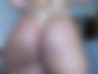 Show de câmera ao vivo com Natalie10G - MILF Teen (18+) no Camsoda