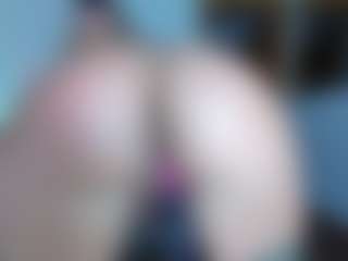 Live cam show with Natalie10G - Bondage on AdultVida.com