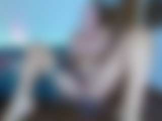 Live cam show with Natalie10G - Shaved Pussy Teen (18+) on StripNow