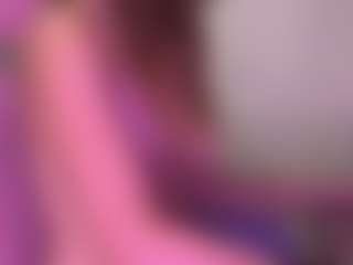 Live cam show with Sylvia Saige - Athletic on https://playwithruby.com