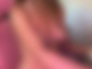 Live cam show with Sylvia Saige - BBW on SxyPornLive