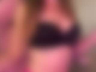 Sylvia Saige's Live Sex Cam Show