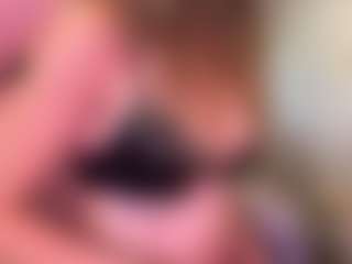 Sylvia Saige's Live Sex Cam Show