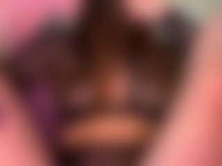 Sylvia Saige's Live Sex Cam Show