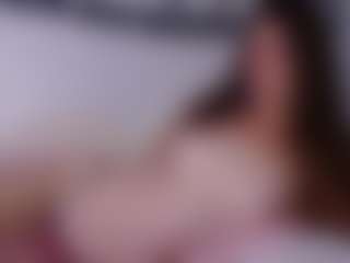 Live cam show with Sylvia Saige - Athletic Dildo on liverealitysex.com