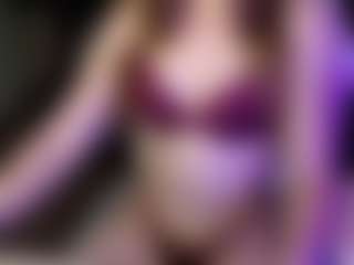Sylvia Saige's Live Sex Cam Show