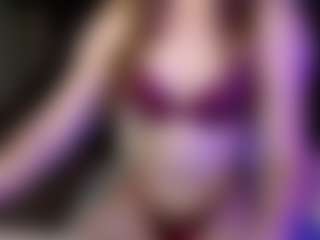 Sylvia Saige's Live Sex Cam Show