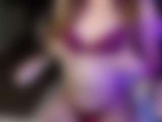 Sylvia Saige's Live Sex Cam Show