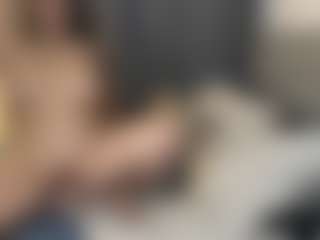 Live cam show with lexiie-gray - Blowjob Brown Hair on Milfs Live