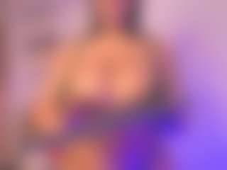 Live cam show with MelissaJordan - Curvy on Camsoda