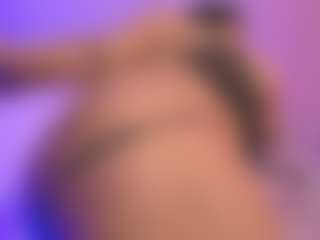 Live cam show with MelissaJordan - Wet on Nude Live Now