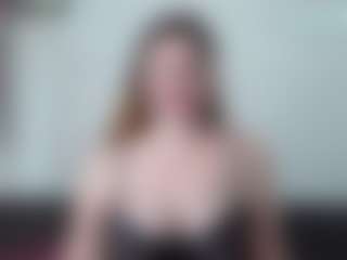 Live cam show with MaryHillx - Average on CamClone