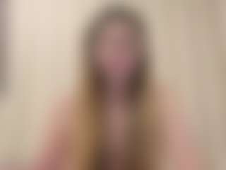 Live cam show with MaryHillx - Average on Camsoda