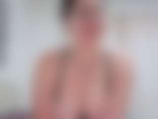 Live cam show with MaryHillx - Average on TeamSkeetLive
