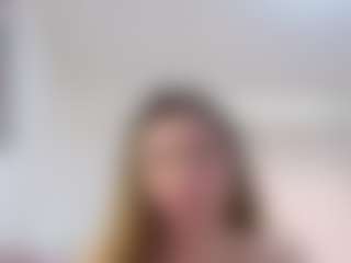 Live cam show with MaryHillx - Bikini on madthumbs
