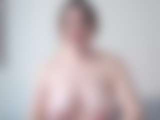 Live cam show with MaryHillx - Average on https://playwithruby.com