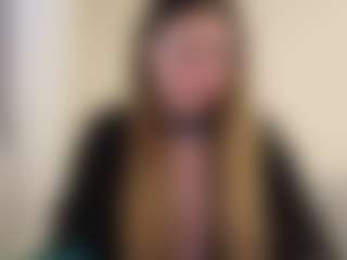 Live cam show with MaryHillx - Average on Gym Cam Girls
