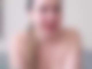 Live cam show with MaryHillx - Brown Hair on Strip Flash - Live Sex Shows