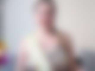 Live cam show with MaryHillx - Double Penetration on Gym Cam Girls