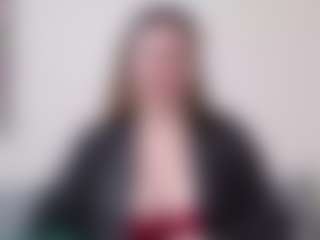 Live cam show with MaryHillx - Bedroom Brown Hair on Sweet Sext