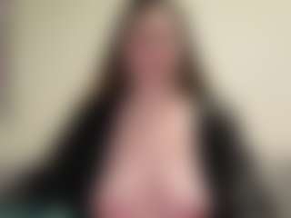 Live cam show with MaryHillx - Hairy Pussy Brown Hair on googirlz