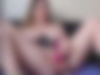 Live cam show with MaryHillx - Foot Fetish Latina on Hubzter Live