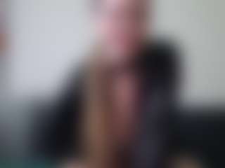 Live cam show with MaryHillx - Bikini on dropp.cam