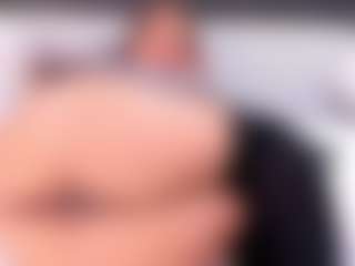 Live cam show with OLIVIA CARTER - Tease on SquirtSoMuch