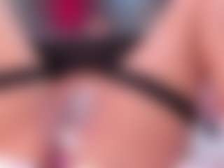 Live cam show with OLIVIA CARTER - Double Penetration on Dolls Live