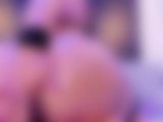 Live cam show with OLIVIA CARTER - Oil on Mixed Magazine Live