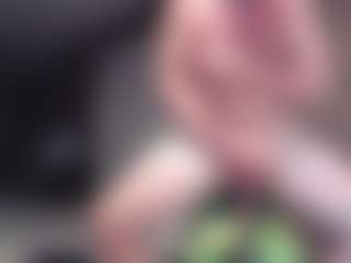 Live cam show with clubthumper - Cock Rating on Camsoda