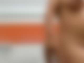 Live cam show with Aliicee-Green - Mature on SpunkLive
