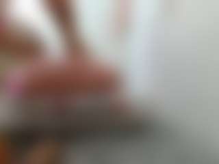 Live cam show with Aliicee-Green - Blonde Hair on justonemore.cc