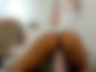 Live cam show with Aliicee-Green - Latina Mature on Strip Flash - Live Sex Shows | colombia