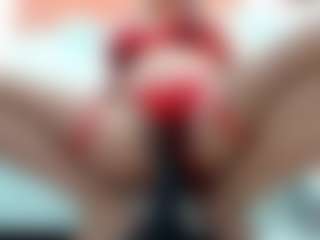 Live cam show with Aliicee-Green - Latina Mature on StripNow | colombia