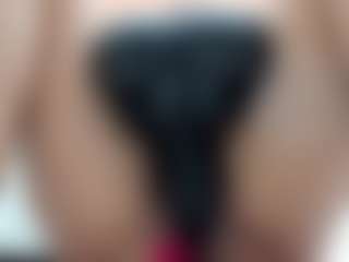 Live cam show with Aliicee-Green - Blonde Hair on Free Soda