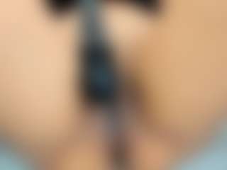 Live cam show with Aliicee-Green - Mature on Cam Slut