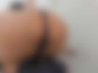 Aliicee-Green's Live Sex Cam Show