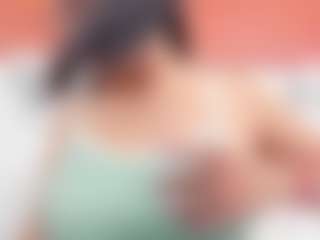 Live cam show with Aliicee-Green - Blowjob Mature on Uber Horny