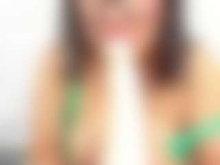 Live cam show with Aliicee-Green - Fingering Latina on nudelive.tv | colombia