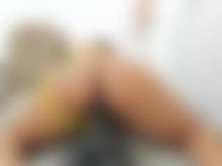 Live cam show with Aliicee-Green - Shaved Pussy Mature on Taboo Cams XXX