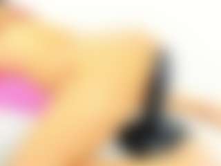 Live cam show with Aliicee-Green - Hairy Pussy MILF on Camsoda