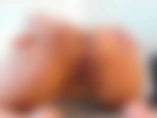 Live cam show with Aliicee-Green - Spank Mature on liverealitysex.com