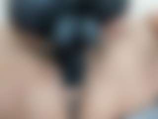 Live cam show with Aliicee-Green - Mature Young Adult on AdultVida.com